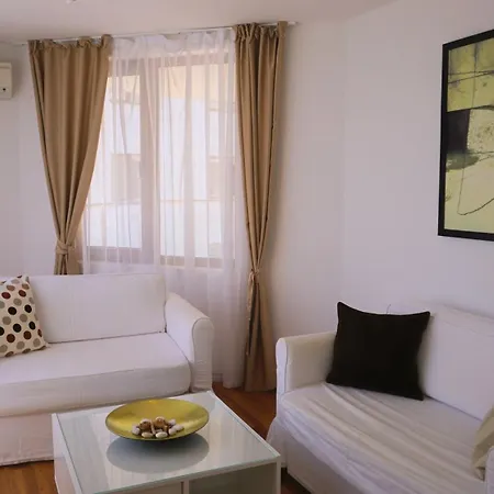 клиф на плажа - Byala Cliff First Line Apartment