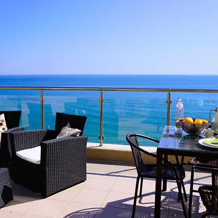 клиф на плажа - Byala Cliff First Line * Byala (Varna)