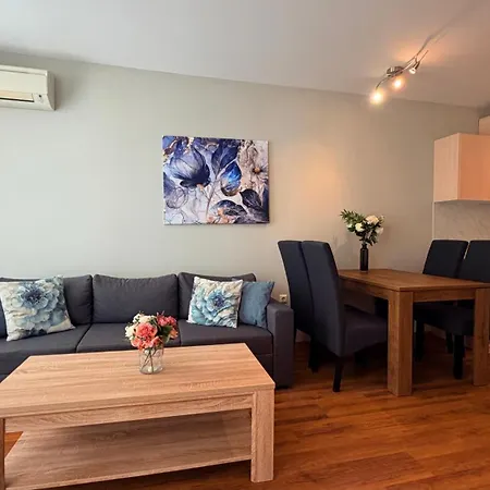 клиф на плажа - Byala Cliff First Line Apartment