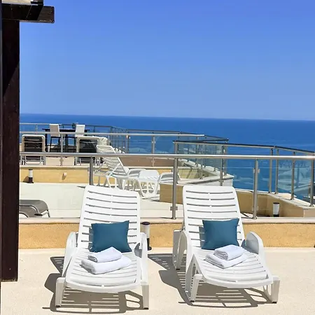 клиф на плажа - Byala Cliff First Line Apartmán Bjala